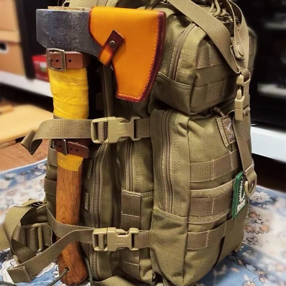Taktyczny klips Molle Outdool, – Camp Axe Hatchet recenzja i cena